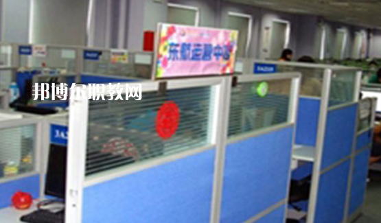 黃山市當(dāng)代職業(yè)學(xué)校2021年報(bào)名條件、招生要求、招生對(duì)象