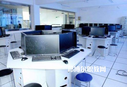 成都2021年計算機網(wǎng)絡技術(shù)學校干什么的