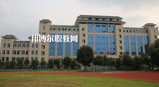 四川經(jīng)濟貿易學校2021年招生錄取分數(shù)線