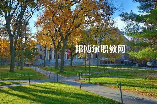 瀘州市工業(yè)技工學(xué)校2021年報名條件、招生要求