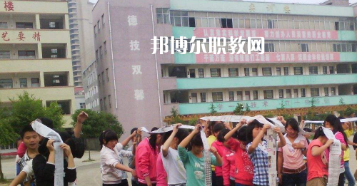 甕安鴻翔中等職業(yè)技術(shù)學(xué)校2021年報(bào)名條件、招生要求、招生對(duì)象