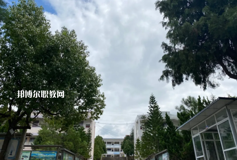 永平縣職業(yè)高級中學地址在哪里