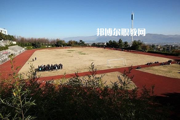 大理州財(cái)貿(mào)學(xué)校2021年報(bào)名條件、招生要求、招生對象
