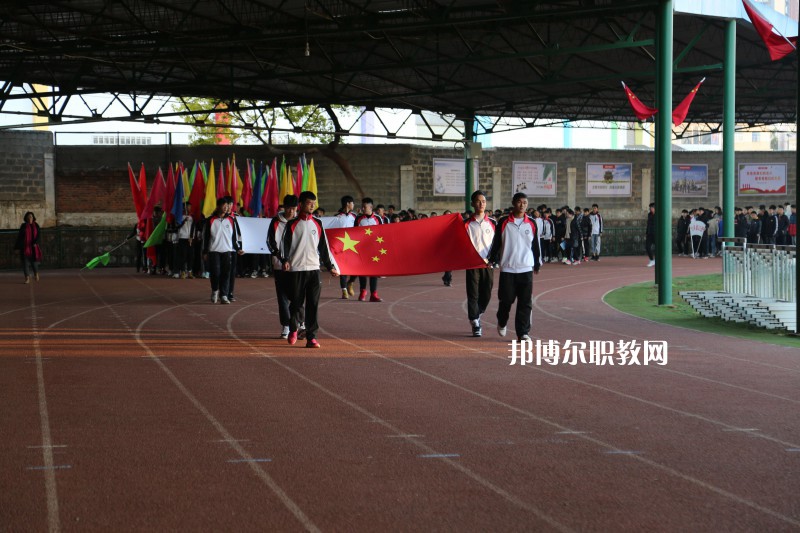 玉溪體育運(yùn)動學(xué)校2021年報名條件、招生要求、招生對象