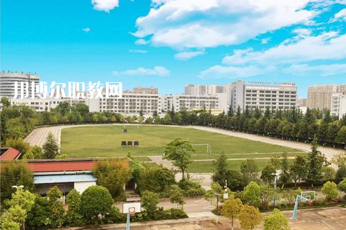 曲靖財經(jīng)學校2021年報名條件、招生要求、招生對象