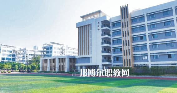  秦皇島市燕?？萍悸殬I(yè)學(xué)校2022年招生辦聯(lián)系電話
