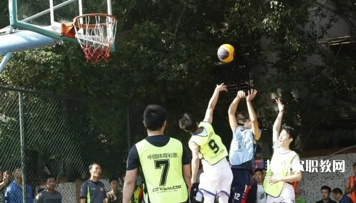 揭陽體育運動學(xué)校2022年報名條件、招生要求、招生對象