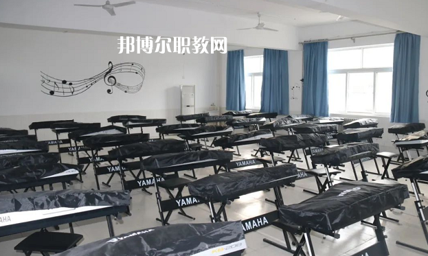 渭南華州區(qū)職業(yè)教育中心2022年報名條件、招生要求、招生對象