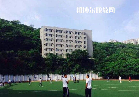 重慶九龍坡職業(yè)教育中心2022年報名條件、招生要求、招生對象