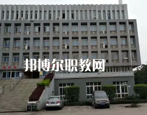 重慶農(nóng)業(yè)學(xué)校2022年報(bào)名條件、招生要求、招生對(duì)象