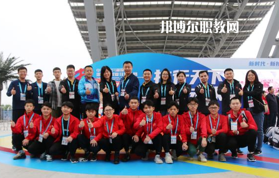 河北曲陽(yáng)雕刻學(xué)校2022年有哪些專(zhuān)業(yè)