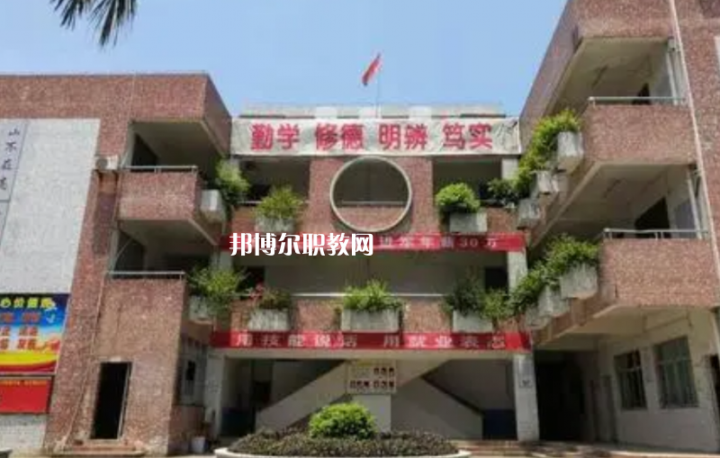 佛山騰飛技工學校2022年報名條件、招生要求、招生對象