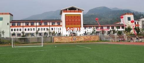 阿壩衛(wèi)生學(xué)校2022年報(bào)名條件、招生要求、招生對(duì)象