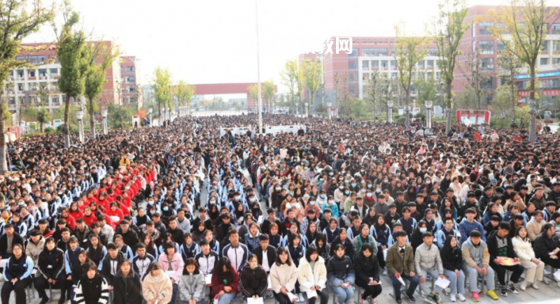 靈璧高級職業(yè)技術(shù)學(xué)校2022年報名條件、招生要求、招生對象