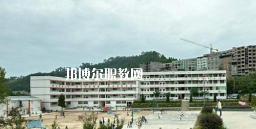 平昌筆山職業(yè)中學(xué)2022年報名條件、招生要求、招生對象