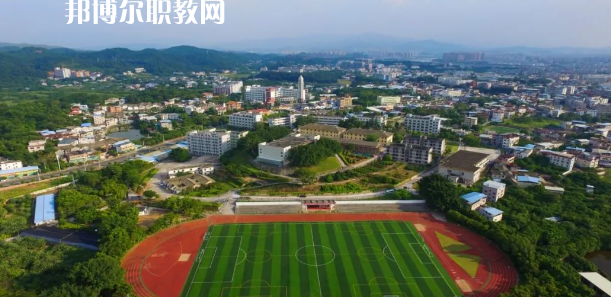 廣東省梅州市衛(wèi)生職業(yè)技術(shù)學(xué)校2022年報(bào)名條件、招生要求、招生對(duì)象