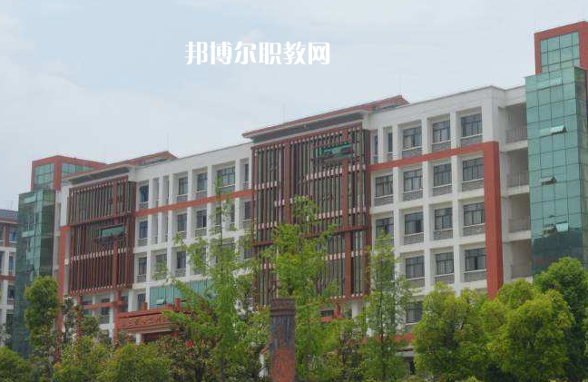 黔西南民族職業(yè)技術(shù)學(xué)院(中職部)2022年報(bào)名條件、招生要求、招生對(duì)象