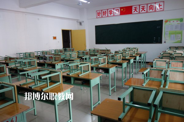 內(nèi)江科技開發(fā)學(xué)校2022年報名條件、招生要求、招生對象