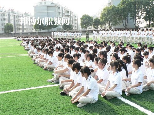 安慶工業(yè)學(xué)校2022年報名條件、招生要求、招生對象