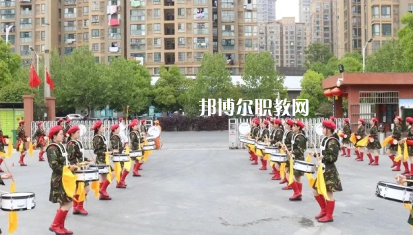 安徽合肥機(jī)電技師學(xué)院2022年報(bào)名條件、招生要求、招生對象