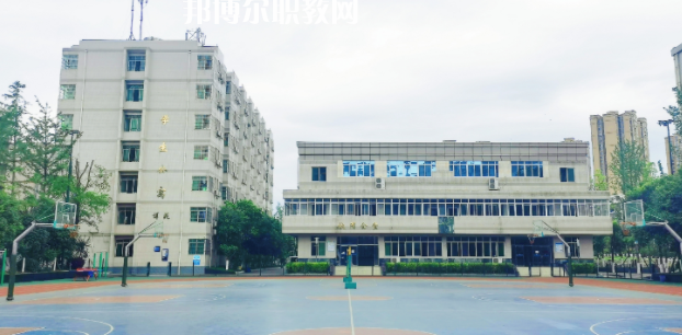 核工業(yè)成都機電學(xué)校2022年宿舍條件