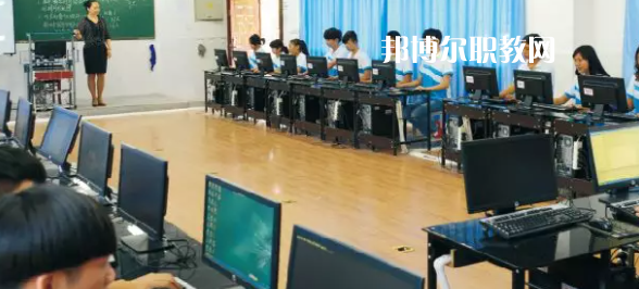 樂山市竹根職業(yè)中專學(xué)校2022年報名條件、招生要求、招生對象