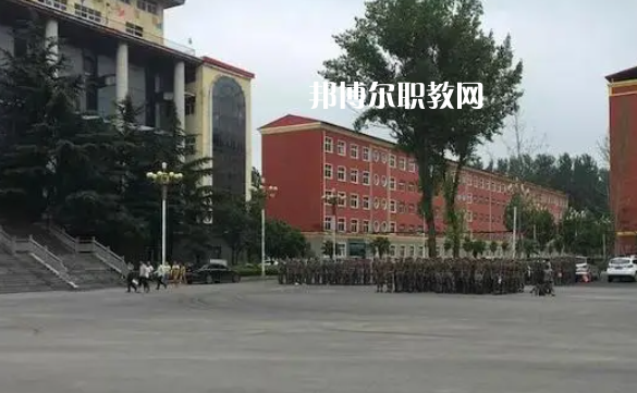 河南工業(yè)和信息化高級技工學(xué)校2022年報名條件、招生要求、招生對象