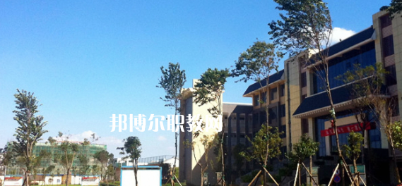 云南城市建設職業(yè)學院2022年報名條件、招生要求、招生對象