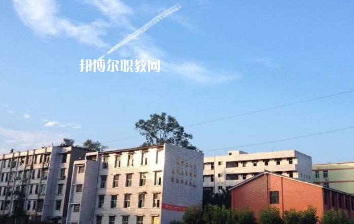 宜賓敘州區(qū)柳嘉職業(yè)技術(shù)學(xué)校2022年怎么樣、好不好