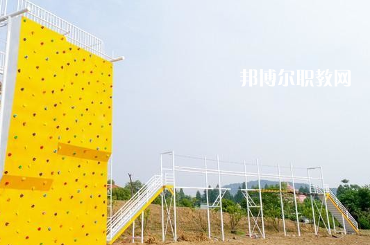 武漢華中藝術(shù)學(xué)校2022年報名條件、招生要求、招生對象