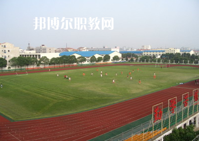 武漢東西湖職業(yè)技術(shù)學(xué)校2022年報(bào)名條件、招生要求、招生對象