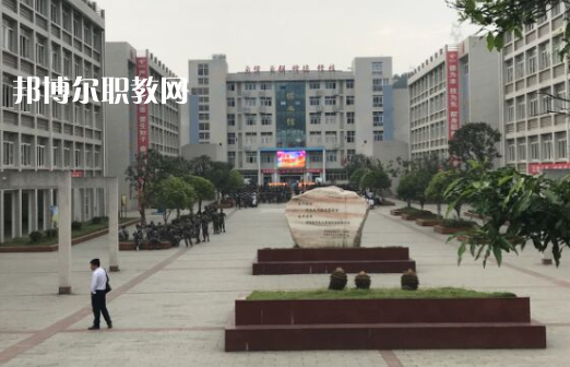 湖北十堰職業(yè)技術集團學校2022年地址在哪里