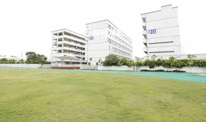 湖南醫(yī)藥衛(wèi)校2022年報名條件、招生要求、招生對象