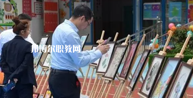汶川縣特殊教育學(xué)校地址在哪里，哪個(gè)地區(qū)，哪個(gè)城市?