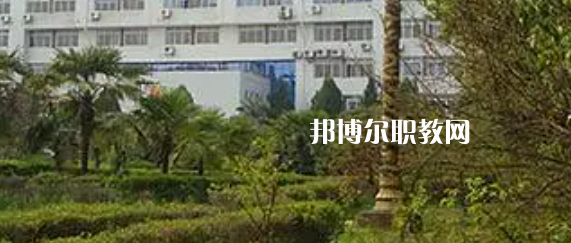 南京華東信息工程技工學校地址在哪里，哪個地區(qū)，哪個城市?