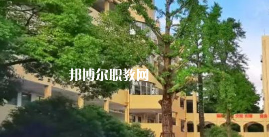 寧波市職教中心學(xué)校地址在哪里，哪個(gè)地區(qū)，哪個(gè)城市?