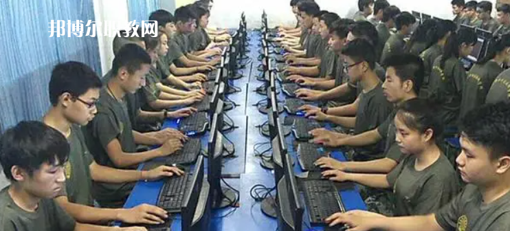 2023西安華中科技技師學(xué)院多少錢(qián) 西安華中科技技師學(xué)院各專(zhuān)業(yè)學(xué)費(fèi)收費(fèi)標(biāo)準(zhǔn)