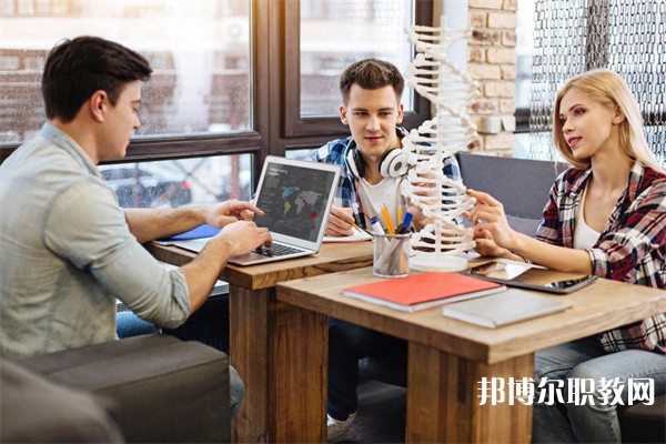 重慶市墊江縣第二職業(yè)中學(xué)校有哪些招生專業(yè)(2023年) 重慶市墊江縣第二職業(yè)中學(xué)校有哪些招生專業(yè)(2023年)