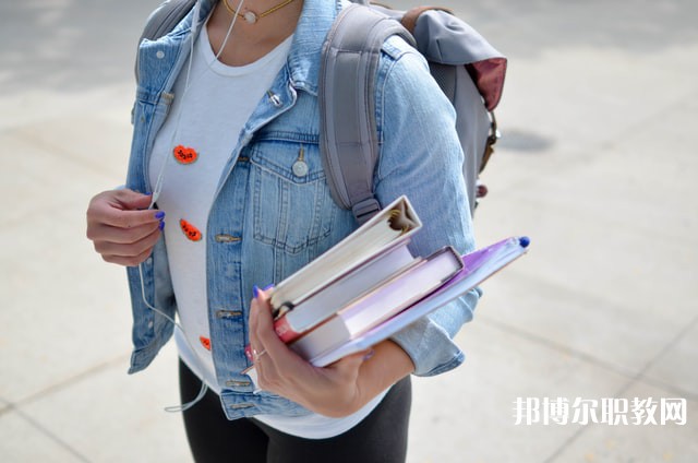 重慶渝東衛(wèi)生學校有哪些招生專業(yè)（2023年）