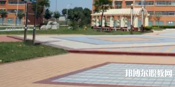 灤州市衛(wèi)生職業(yè)中等專業(yè)學(xué)校地址，乘車路線