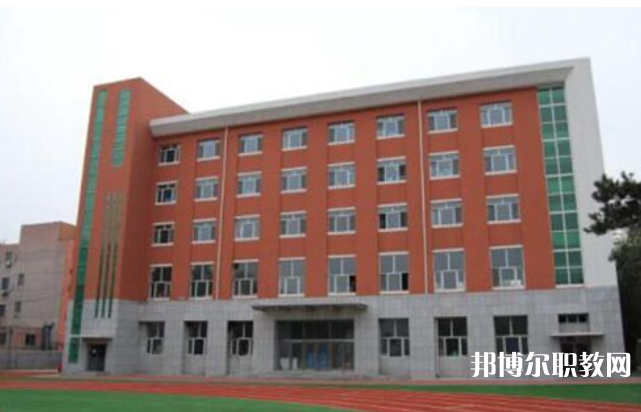 張家口華航中等專業(yè)學(xué)校地址，乘車路線
