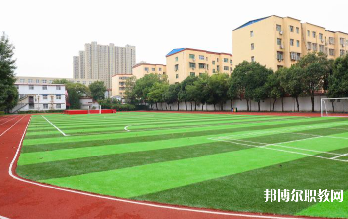 鄭州新華中等專業(yè)學(xué)校怎么樣、好不好