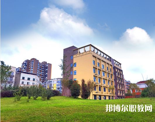 2024四川國(guó)盛技工學(xué)校多少錢(qián)  四川國(guó)盛技工學(xué)校各專(zhuān)業(yè)學(xué)費(fèi)收費(fèi)標(biāo)準(zhǔn)
