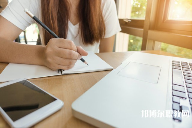 湖南哪里的中專學(xué)校能讀會計電算化專業(yè)專業(yè)