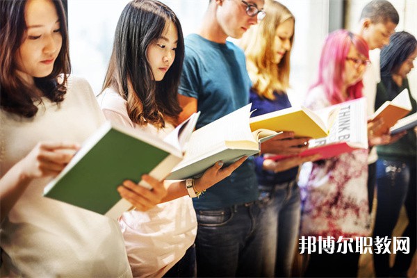 湖南哪里的職業(yè)學校能讀電子電工專業(yè)