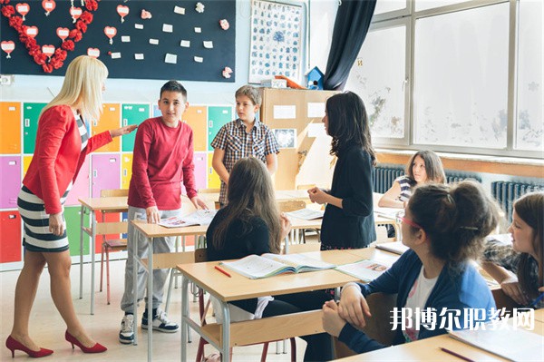 湖南哪里的中職學(xué)校能讀郵輪乘務(wù)專(zhuān)業(yè)