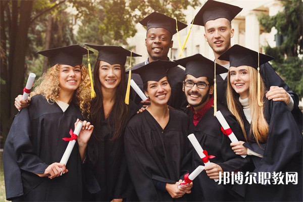 廣東哪里的技工學(xué)校能讀移動(dòng)互聯(lián)網(wǎng)應(yīng)用技術(shù)專業(yè)