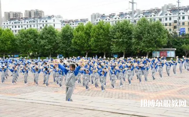 青島西海岸新區(qū)黃海職業(yè)學(xué)校怎么樣、好不好