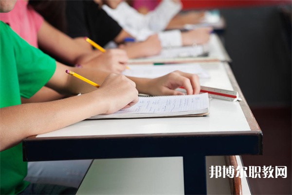 廣西哪里的職業(yè)學(xué)校能讀無(wú)人機(jī)操控與維護(hù)專業(yè)
