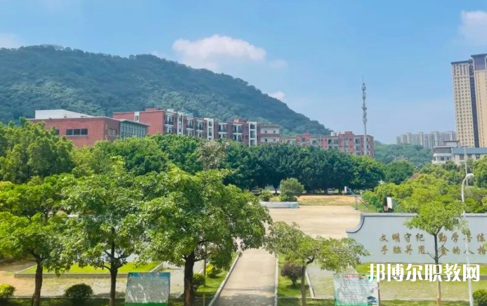 福州市華幟技工學(xué)校怎么樣、好不好